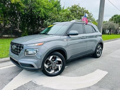 Used 2022 Hyundai Venue SEL