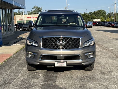 Used 2016 INFINITI QX80 4WD w/ Deluxe Technology Package image 3