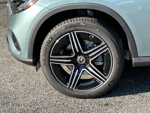 New 2027 Mercedes-Benz GLC 300 image 16