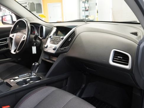 Used 2017 Chevrolet Equinox LT w/ Convenience Package AWD/4WD image 37