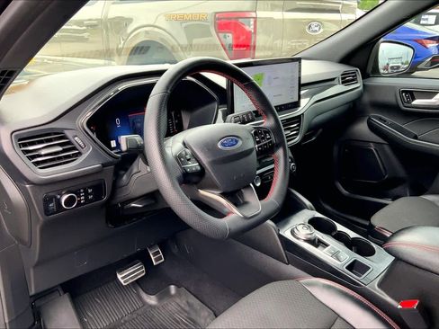 Used 2023 Ford Escape ST-Line w/ Tech Pack #1 image 16