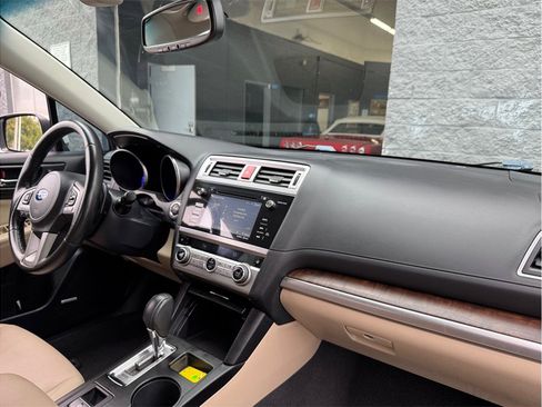 Used 2015 Subaru Outback 2.5i Limited AWD/4WD image 21