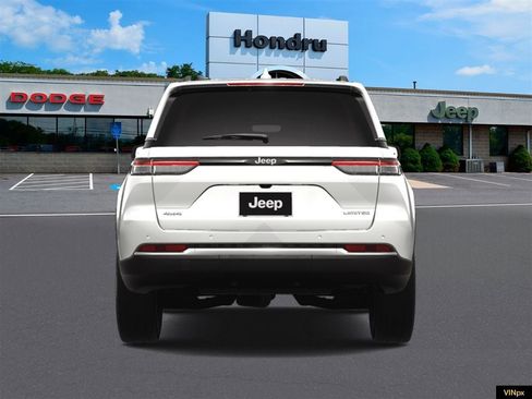 New 2025 Jeep Grand Cherokee Limited image 6