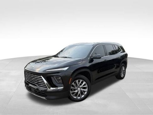 Used 2026 Buick Enclave Preferred w/ Power Package AWD/4WD image 1