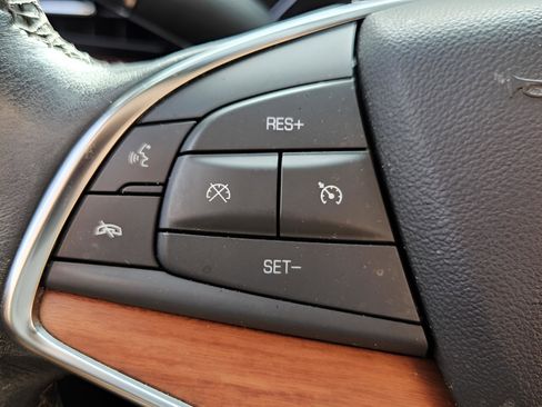 Used 2022 Cadillac XT5 Premium Luxury image 17