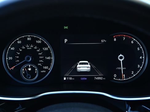 Used 2021 Genesis G80 2.5T image 11