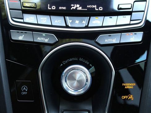 Used 2024 Acura RDX SH-AWD image 27