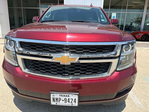 Used 2020 Chevrolet Suburban LT RWD image 12