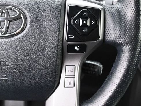Used 2023 Toyota 4Runner SR5 Premium w/ Moonroof Package AWD/4WD image 18