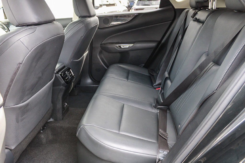 Used 2024 Lexus NX 350h AWD image 18