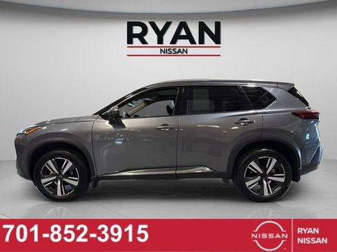 Used 2023 Nissan Rogue SL w/ SL Premium Package AWD/4WD image 14