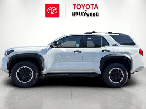 New 2026 Toyota 4Runner TRD Off-Road Premium AWD/4WD image 9