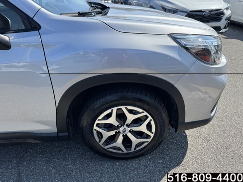 Used 2019 Subaru Forester Premium AWD/4WD image 9