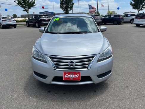 Used 2014 Nissan Sentra SV w/ SV Driver Package FWD image 9