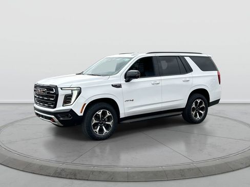 Used 2026 GMC Yukon AT4 AWD/4WD image 4