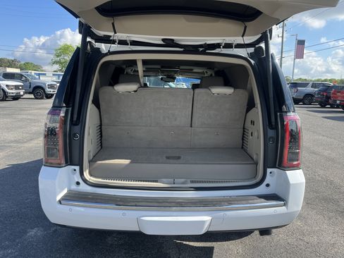 Used 2015 GMC Yukon Denali w/ Touring Package image 5