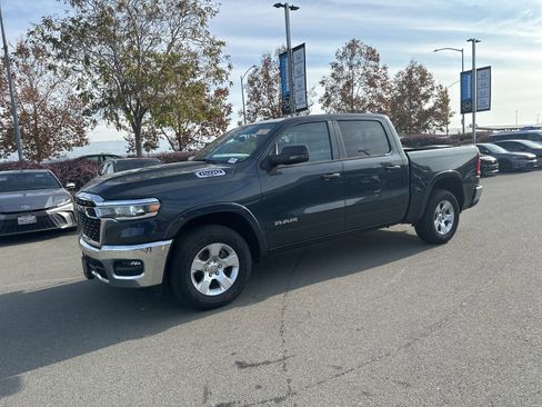 Used 2025 RAM 1500 Big Horn image 5