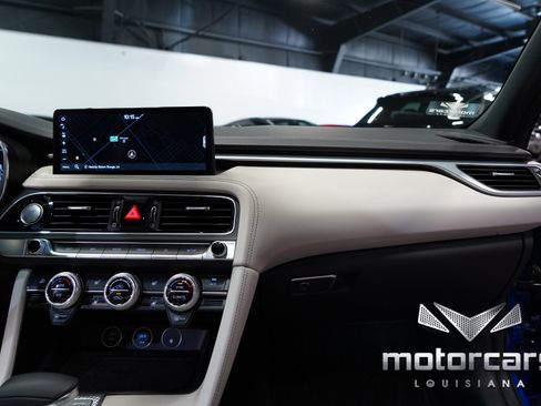 Used 2023 Genesis G70 2.0T w/ Sport Prestige Package image 34