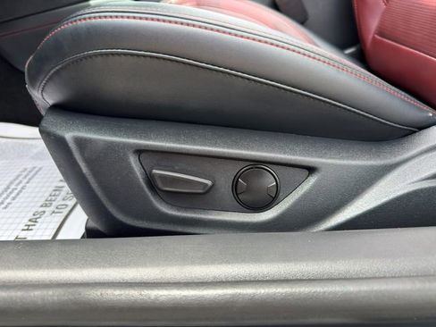 Used 2024 Ford Mustang GT Premium RWD image 19