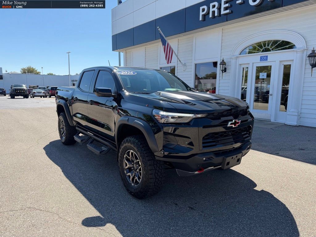 Used 2026 Chevrolet Colorado ZR2 w/ Technology Package AWD/4WD image 3