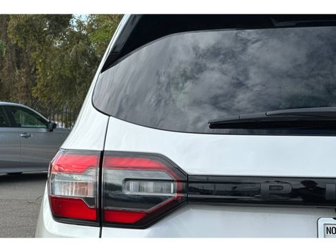 Used 2024 Honda Pilot Touring image 51