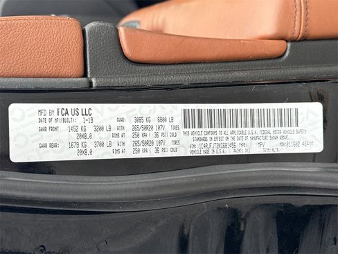 Used 2019 Jeep Grand Cherokee Summit image 31