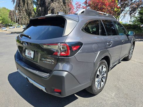 Used 2024 Subaru Outback Touring XT AWD/4WD image 4