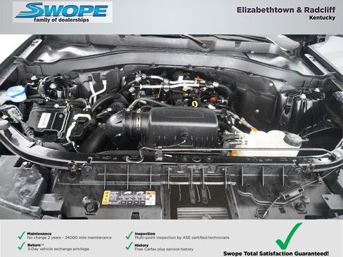 Certified 2024 Ford Explorer XLT w/ Class IV Trailer Tow Package AWD/4WD image 27