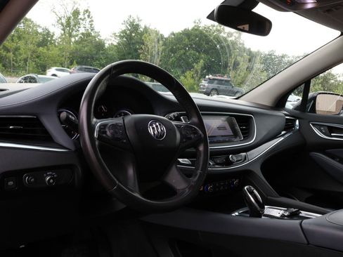 Used 2019 Buick Enclave Essence AWD/4WD image 22