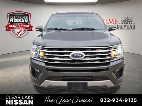 Used 2020 Ford Expedition XLT w/ Equipment Group 202A RWD image 2