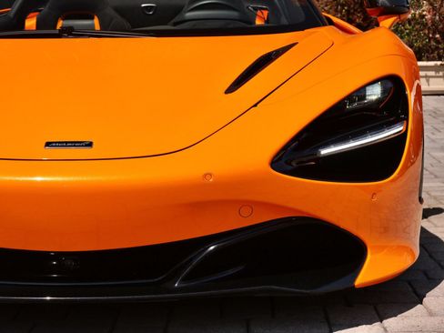 Used 2023 McLaren 720S Performance RWD image 6