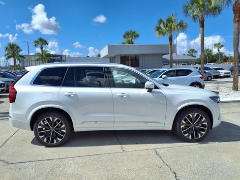 New 2026 Volvo XC90 B6 Plus w/ Protection Package Premier image 8