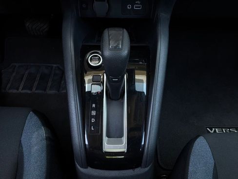 Used 2025 Nissan Versa SV FWD image 20