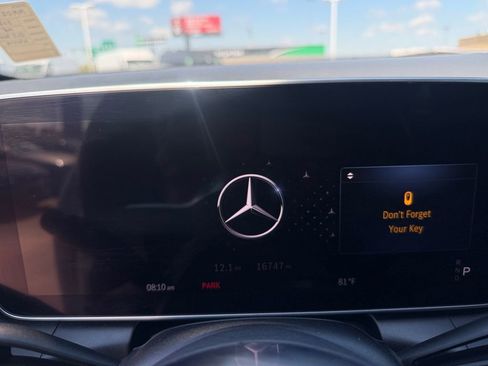 Certified 2024 Mercedes-Benz GLC 300 image 23