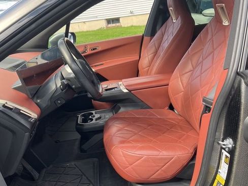 Used 2023 BMW iX xDrive50 w/ Ultimate Package 2 image 3