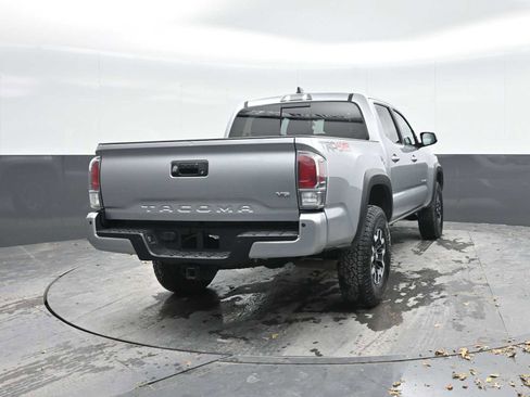 Used 2023 Toyota Tacoma TRD Off-Road image 9