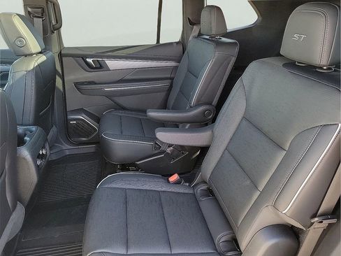 New 2026 Buick Enclave Sport Touring w/ Power Package image 13