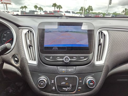 Used 2023 Chevrolet Malibu LS FWD image 9