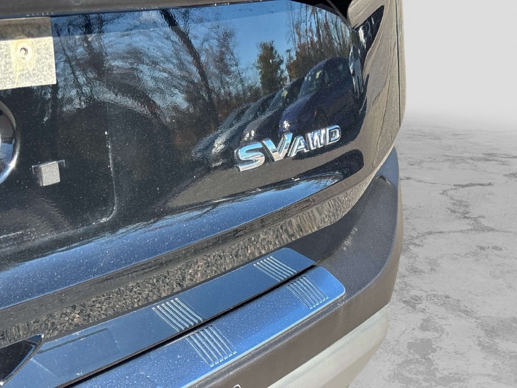 Used 2023 Nissan Rogue SV w/ SV Premium B Package AWD/4WD image 32