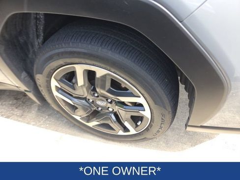 Certified 2025 Subaru Forester Limited AWD/4WD image 5