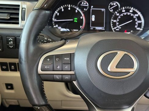 Certified 2022 Lexus GX 460 Premium AWD/4WD image 16