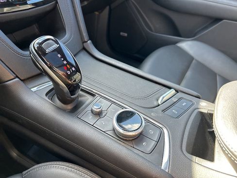 Used 2021 Cadillac XT6 Luxury FWD image 36