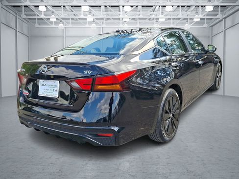 Used 2022 Nissan Altima 2.5 SV image 5