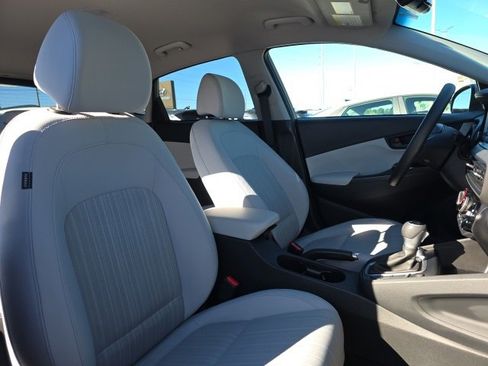 Certified 2023 Hyundai Kona SEL image 9