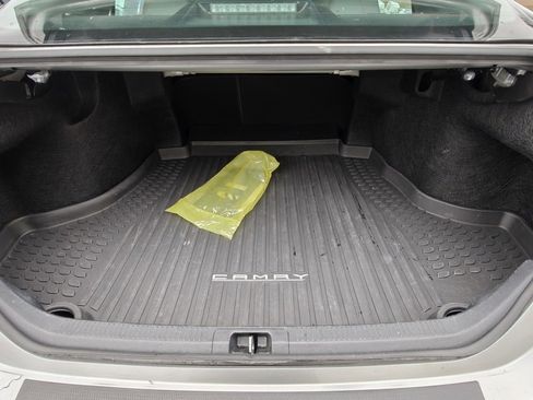 Used 2023 Toyota Camry SE image 29