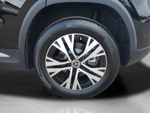 Used 2025 Mercedes-Benz GLA 250 image 32