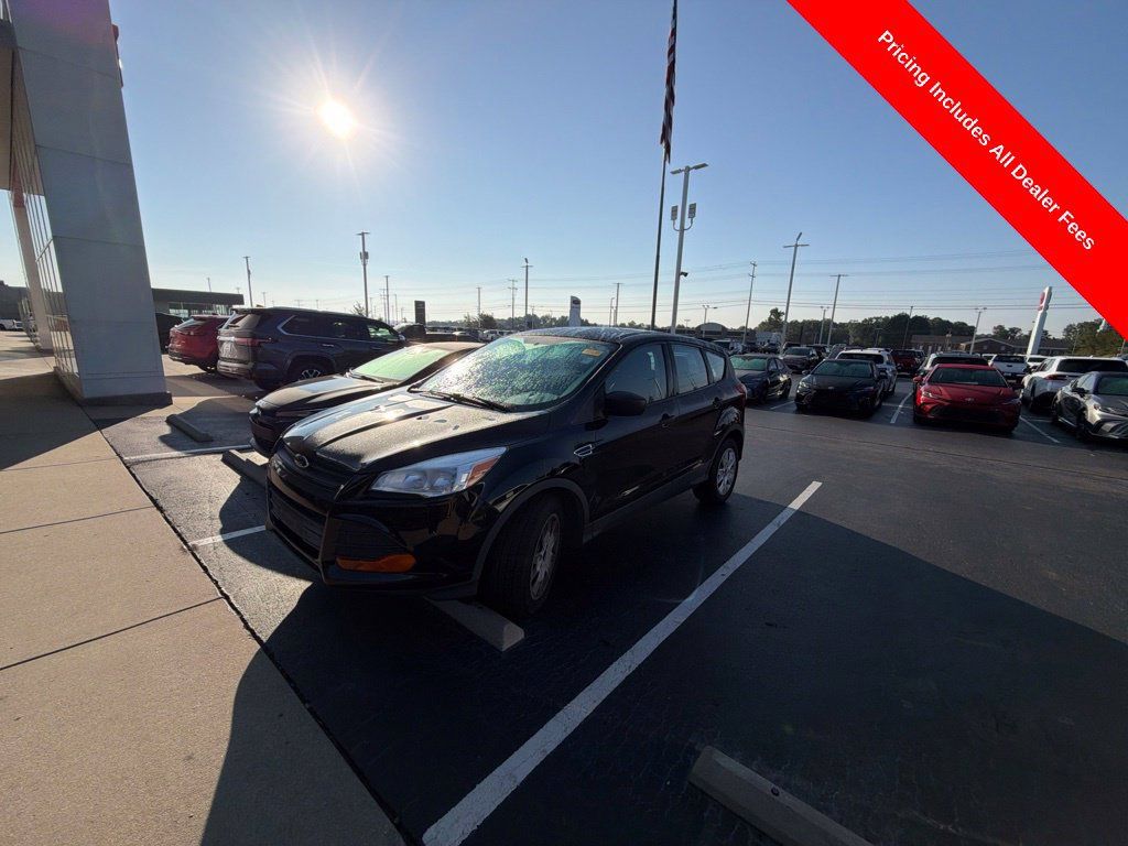 Used 2016 Ford Escape S FWD image 10