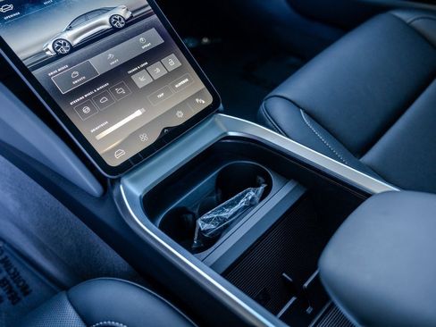 Used 2024 Lucid Air Touring image 12