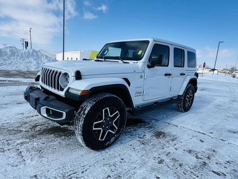 Used 2024 Jeep Wrangler Sahara w/ Safety Group image 32