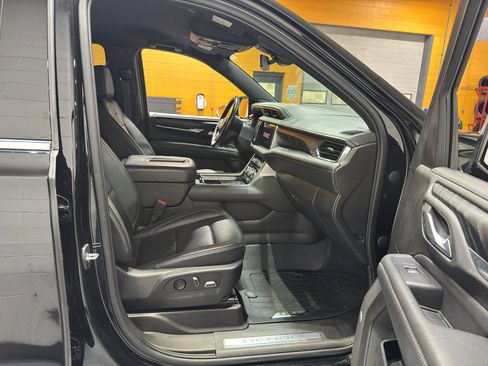 Used 2022 GMC Yukon XL Denali w/ Max Trailering Package image 20